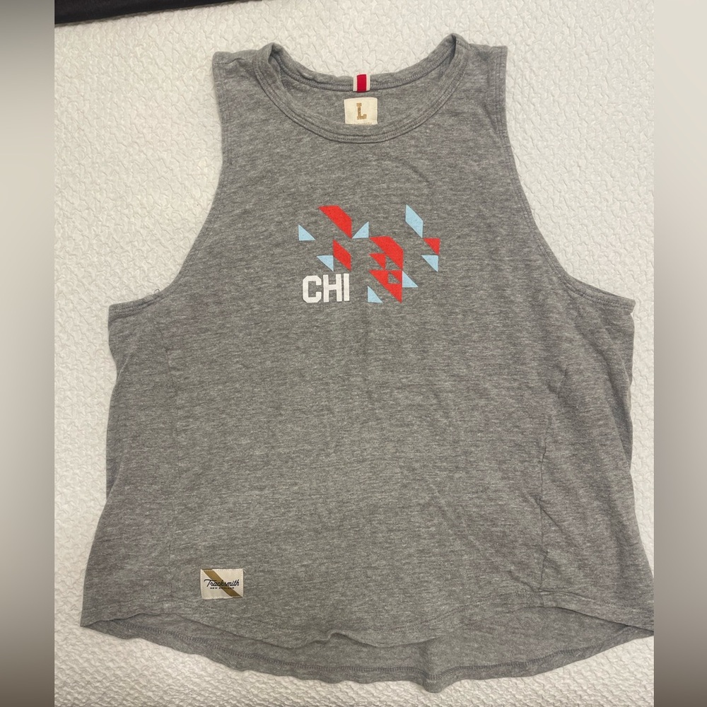 Tracksmith women’s large Chicago Marathon tank top